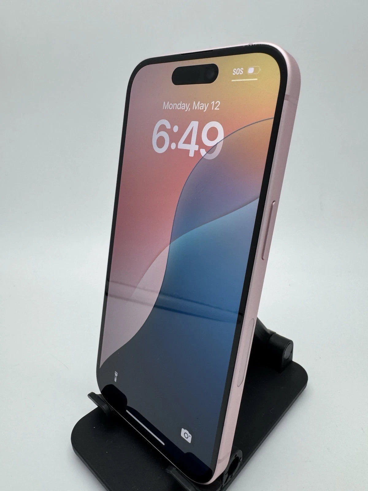 New Original iphone 15 128/256GB 6.1-inch super retina XDR display A16 bionic chip Dual ESIM 4800 million pixels main camera